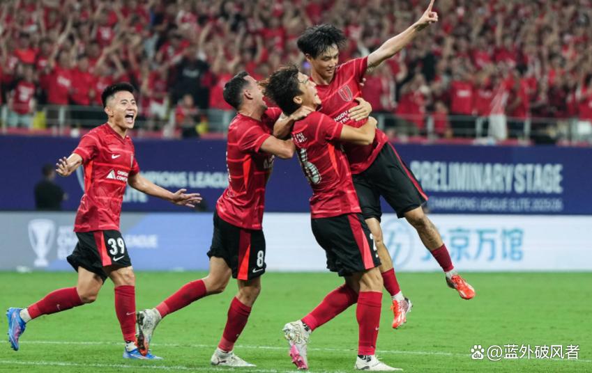 3377体育平台官网-亚冠转会期再迎强敌，罗马远射贴柱，主帅态度：引发热议，年轻球员得到机会